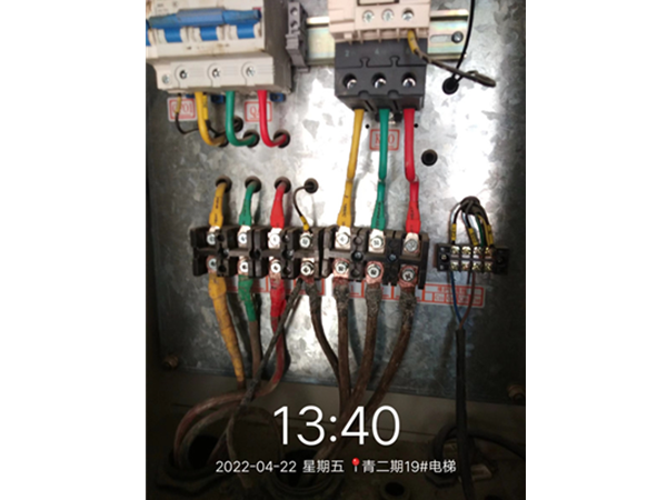 岳麓青城二期項目--塔吊、電梯月檢